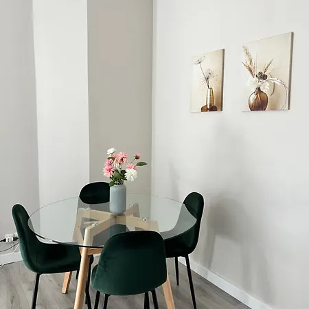 Solarium Apartment *